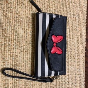 Minnie Mouse Wristlet